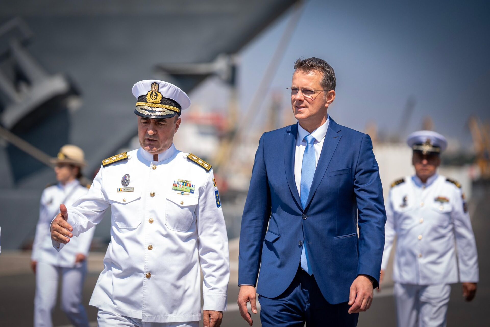 Ionuț Moșteanu, la Ziua Marinei: Bugetul de înzestrare al armatei e în afara măsurilor de austeritate, cheltuielile de apărare şi înzestrare sunt agreate cu aliaţii NATO