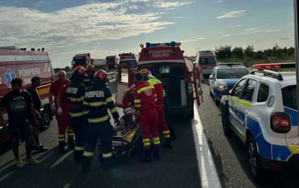 Accident grav pe autostrada A3 București - Ploiești. Șapte persoane rănite