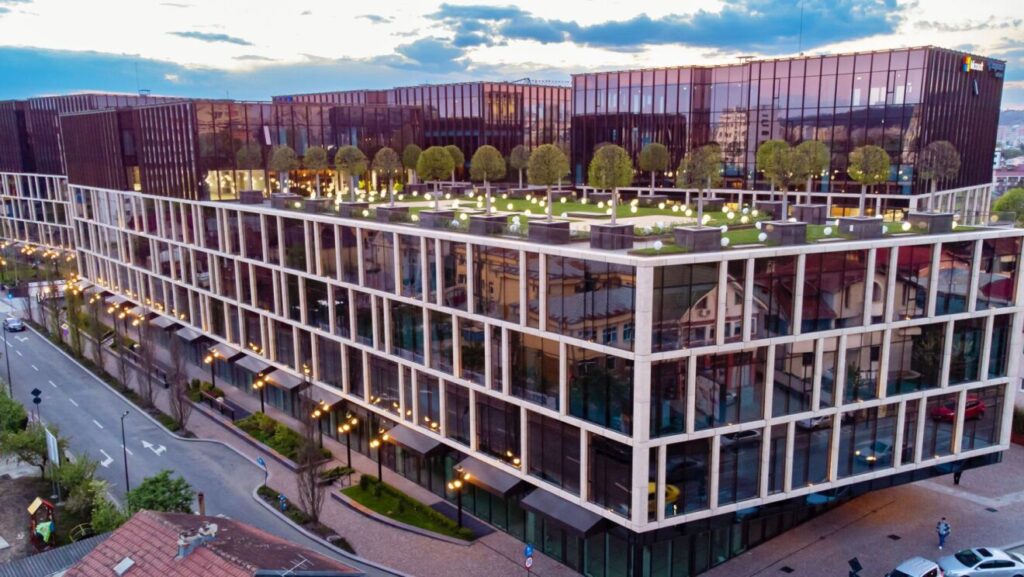Topul firmelor IT din Iași: Amazon rămâne lider, Thagora impresionează, iar Mambu pierde teren