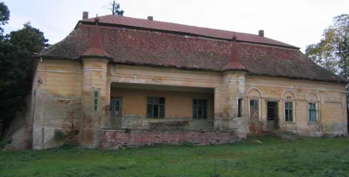 Conacul Petala din Timiș va fi reabilitat și inclus în circuitul turistic zonal