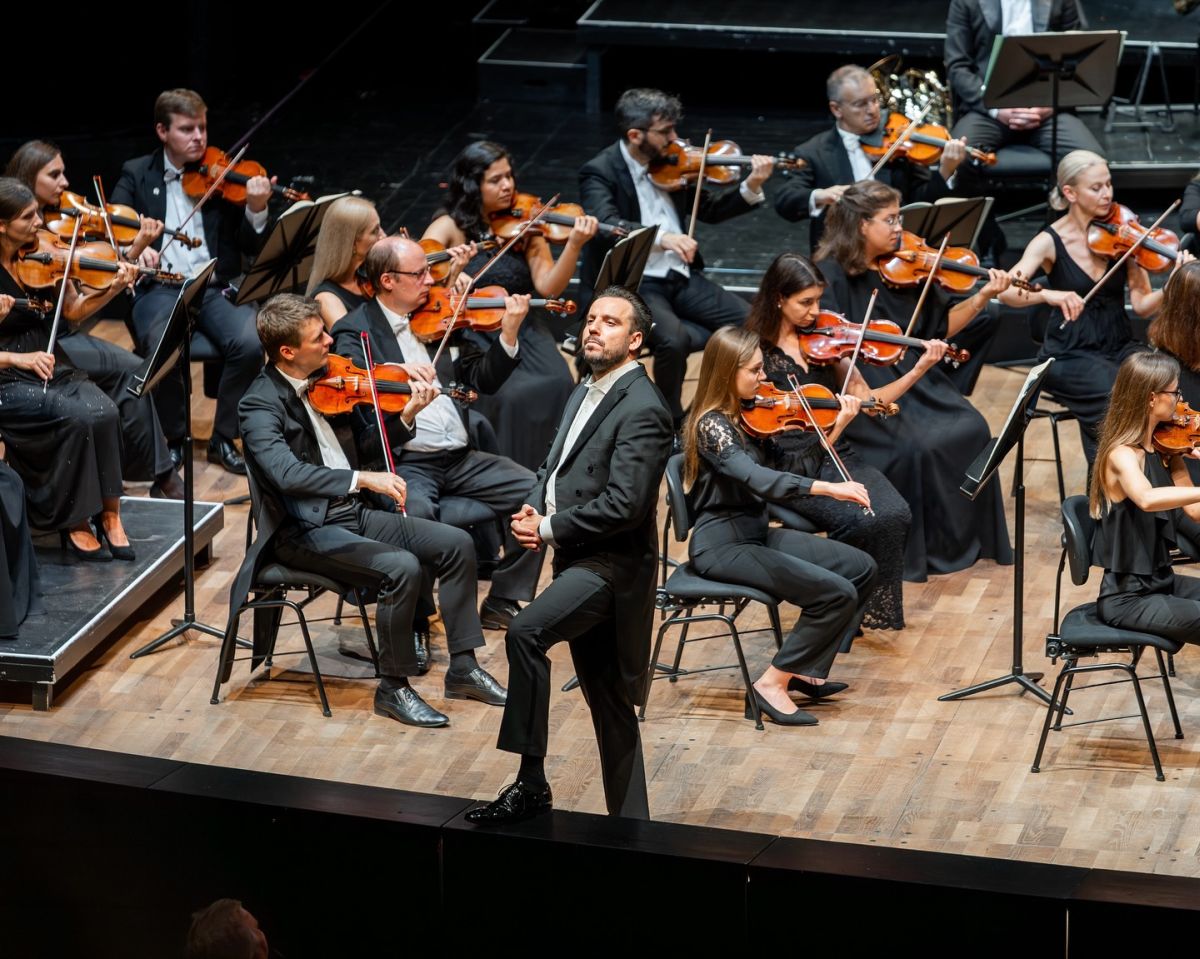Hat-trick pentru basul Alexander Köpeczi, la festivalul Tirol-Erl, al cărui director este celebrul tenor Jonas Kaufmann
