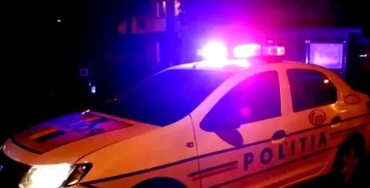 O tânără din județul Arad a murit după ce fostul concubin a răpit-o și a târât-o după mașină