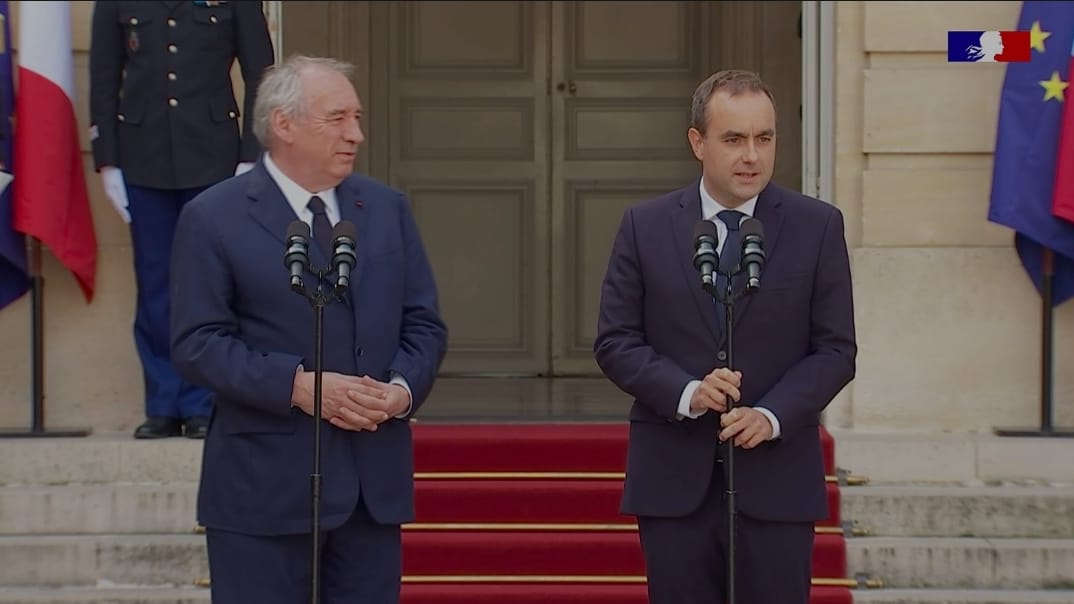 Inaugurare cu proteste. Sebastien Lecornu a fost numit premier de către președintele Emmanuel Macron