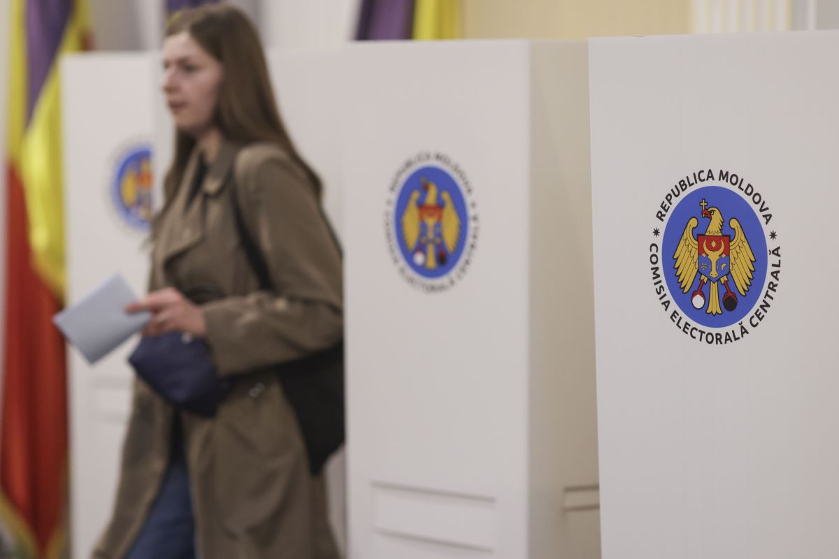 Noapte albă la Chișinău: Încotro se îndreaptă Moldova după alegeri?