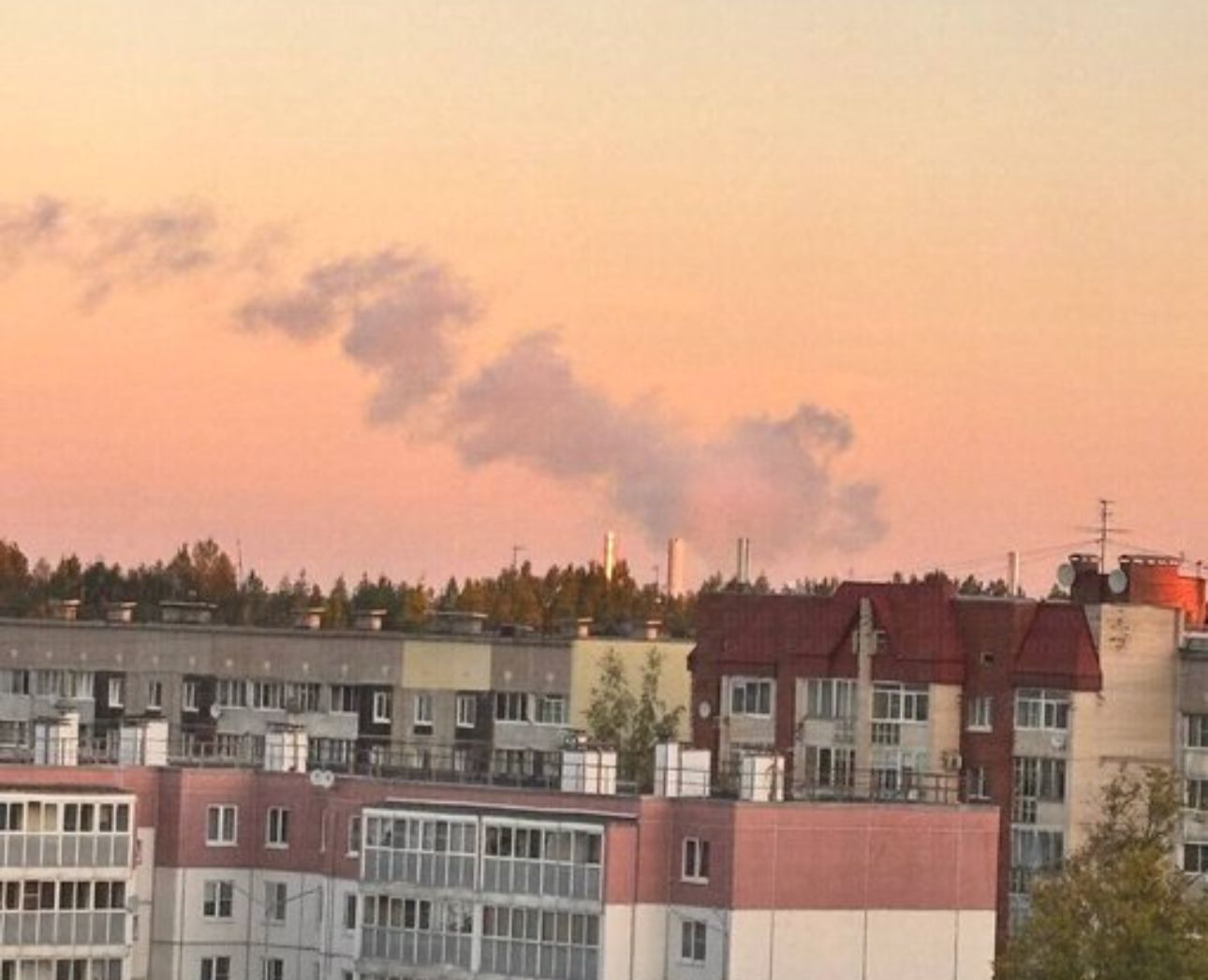 Dronele ucrainene au atacat pentru prima dată portul Primorsk din Rusia. Incendiu la o navă și la o stație de pompare