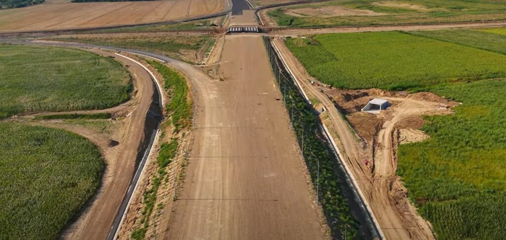 Probleme pe tronsonul A8 ieșean. Suspendarea a două licitații din trei