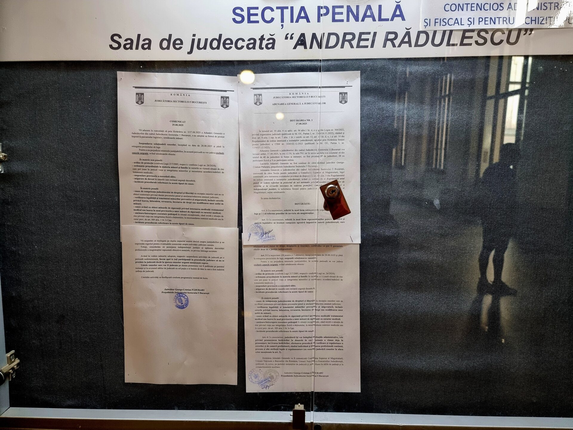 Greva continuă la Curtea de Apel București
