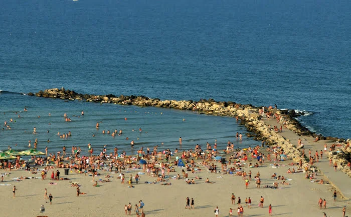 18 persoane au murit înecate în mare în acest sezon estival. 72 au fost salvate