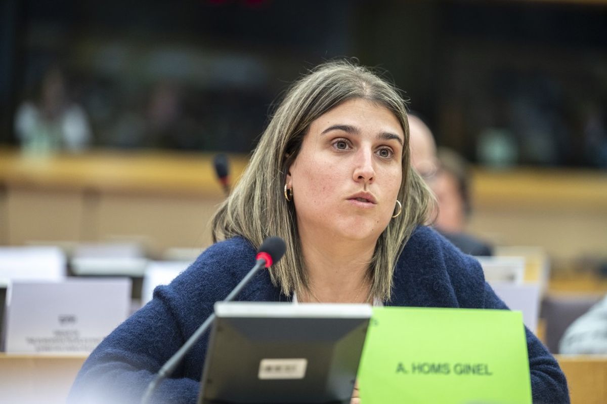 ​Parlamentul European vrea să interzică stagiile neplătite: tinerii din UE ar putea primi contracte, plată și protecție socială