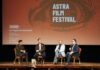 De la bazine de înot în paragină, la vioara lui Caliu: trei momente de vârf despre curaj, comunitate și continuitate, în cea de-a doua zi de Astra Film Festival