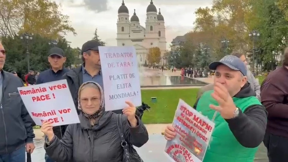 Aktual24|AUR-iști trimiși să-l huiduie pe Nicușor Dan la Iași: ”Polonezii își iubește țara, suveraniști, numai noi nimic. Uite ce băieți suntem, unul și unul aici!” – VIDEO