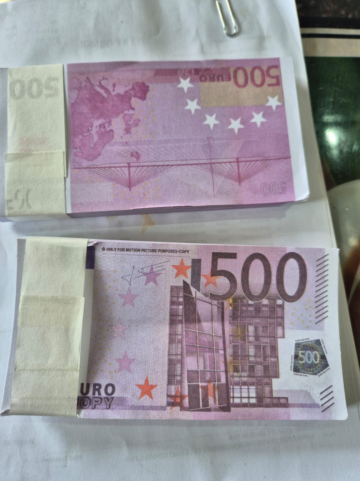 4.8 milioane de bancnote false au fost confiscate de autoritățile române