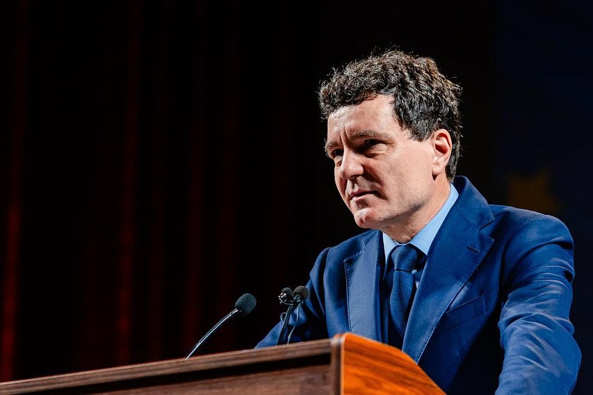 Nicușor Dan: „Imediat după publicarea Deciziei Curții Constituționale va fi redactat un nou text legislativ, care va ține cont de decizia de azi, prin care pensiile magistraților să fie corectate în mod echitabil pentru societate”