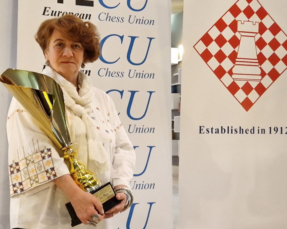 „Nu există copil inapt pentru șah. Dar e mult de învățat, de studiat, de memorat”. Interviu cu Ligia Jicman, maestră internațională de șah