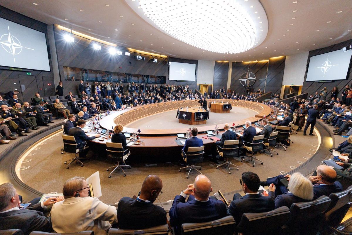 Reuniunea miniștrilor apărării din UE. Moșteanu: „O apărare puternică pe Flancul Estic înseamnă o Românie mai sigură”