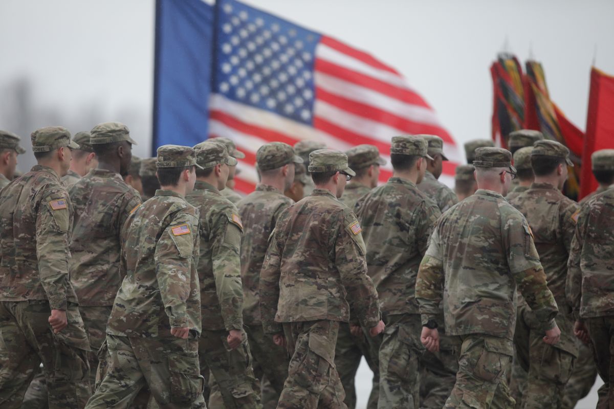 CONSTANTA - CEREMONIE SI DEMONSTRATIE - MILITARI SUA - 31 MAR 20 Pleacă 1000 de militari SUA: Cum joacă România cu Rusia