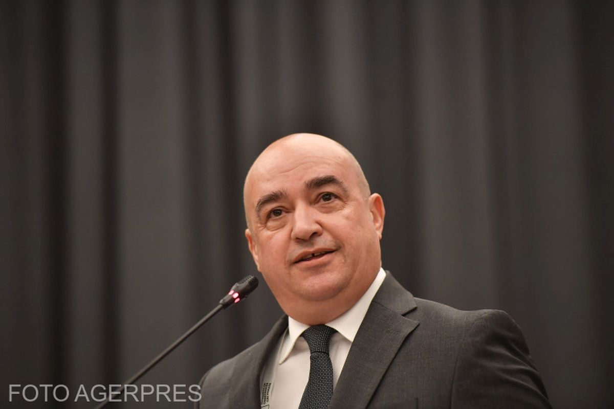 Preşedintele organizaţiei PNL Vaslui, Mihai Barbu, plasat sub control judiciar pentru folosirea influenţei