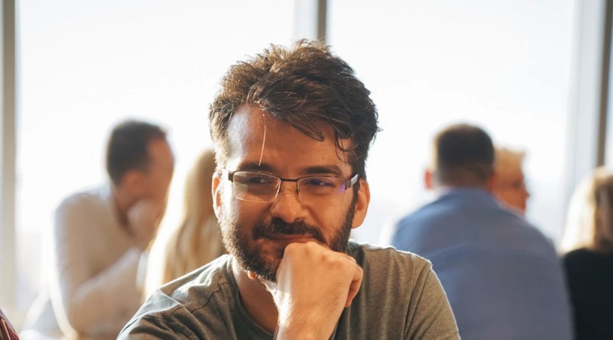 Aktual24 | Cum a ajuns SENS la 16% în preferințele tinerilor. Interviu cu liderul partidului, Andrei Macsut