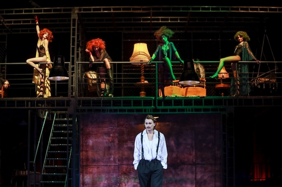 Invitație la teatru: „Opera de trei parale”, la Teatrul Național din București