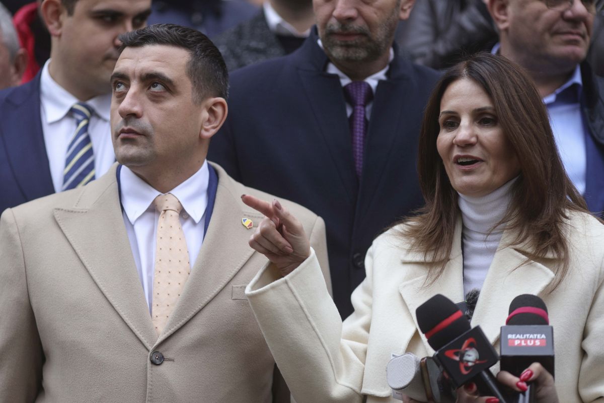 Investigație Snoop: George Simion a plătit un milion de euro la Realitatea Plus pentru o zi de promovare și aproape jumătate pentru o emisiune cu Anca Alexandrescu, dar fără liderul AUR