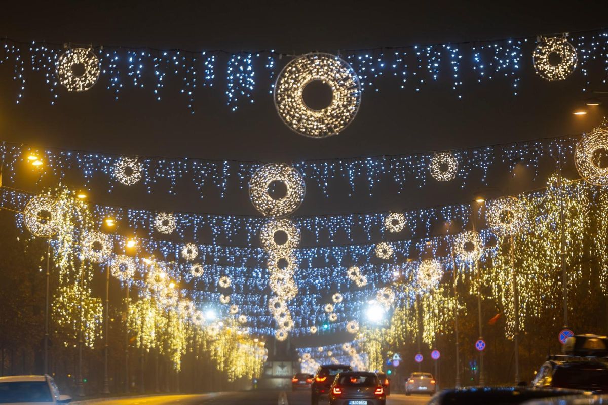 Iluminatul festiv de sărbători din Capitală va fi pornit sâmbătă seară