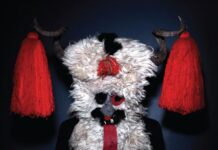 Măştile populare româneşti, într-o expoziţie internaţională la Castelul Vsetin din Cehia Măştile populare româneşti, într-o expoziţie internaţională la Castelul Vsetin din Cehia