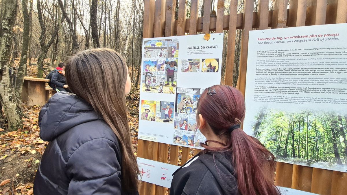 Potecă tematică ilustrată cu benzi desenate inspirate de Jules Verne, deschisă spre Cetatea Colţ