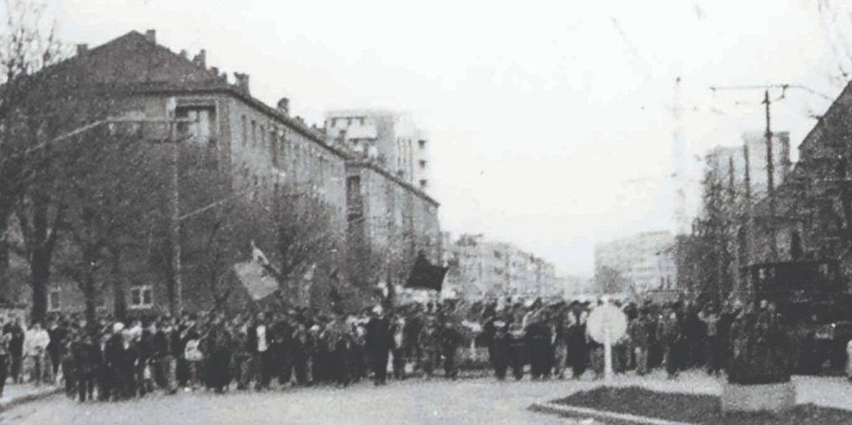 Brașovenii au comemorat 38 de ani de la revolta anticomunistă care a pus România pe harta luptei împotriva comunismului din Europa de Est