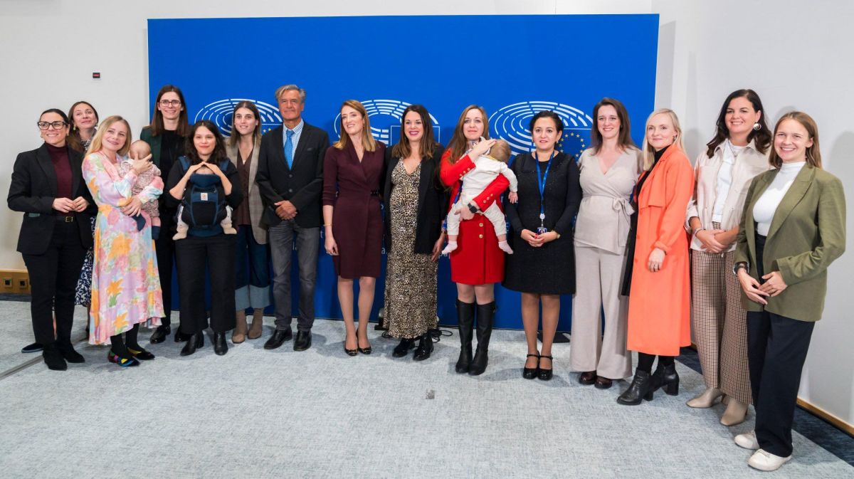 UE își revizuiește politicile privind drepturile femeilor: de la participarea politică la accesul egal la servicii reproductive sigure