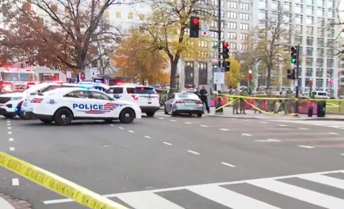 Doi membri ai Gărzii Naționale, împușcați în apropierea Casei Albe