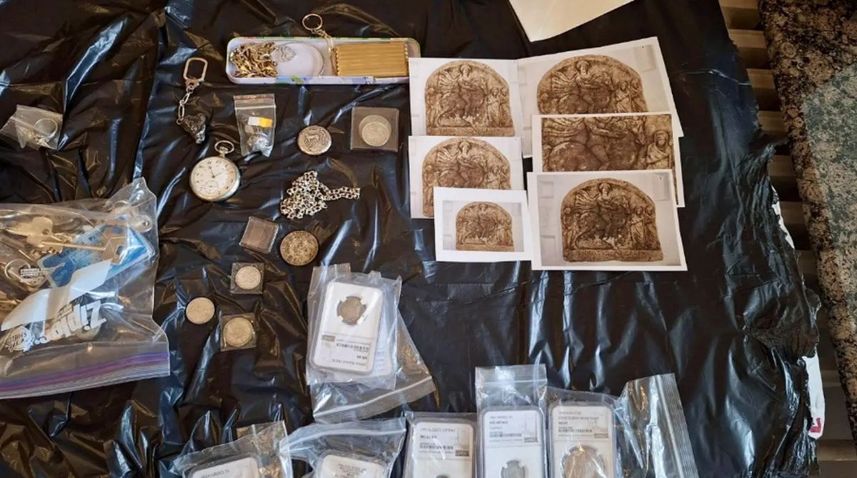 Rețea internațională de traficanți de antichități, destructurată în Bulgaria: percheziții în șapte țări și bunuri de peste 100 milioane de euro | VIDEO