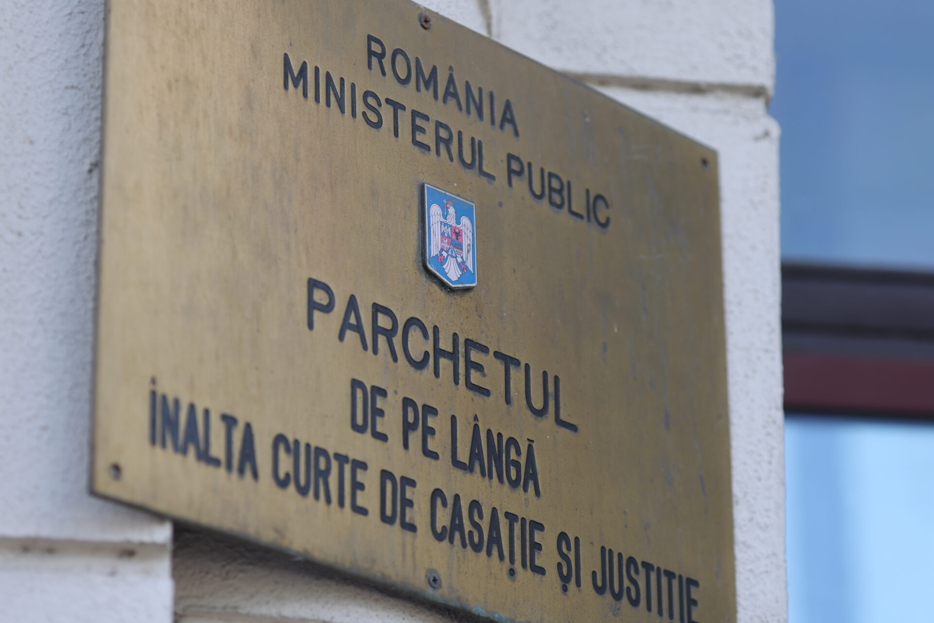 Amenințări cu omor pe rețelele sociale: Parchetul General deschide trei anchete