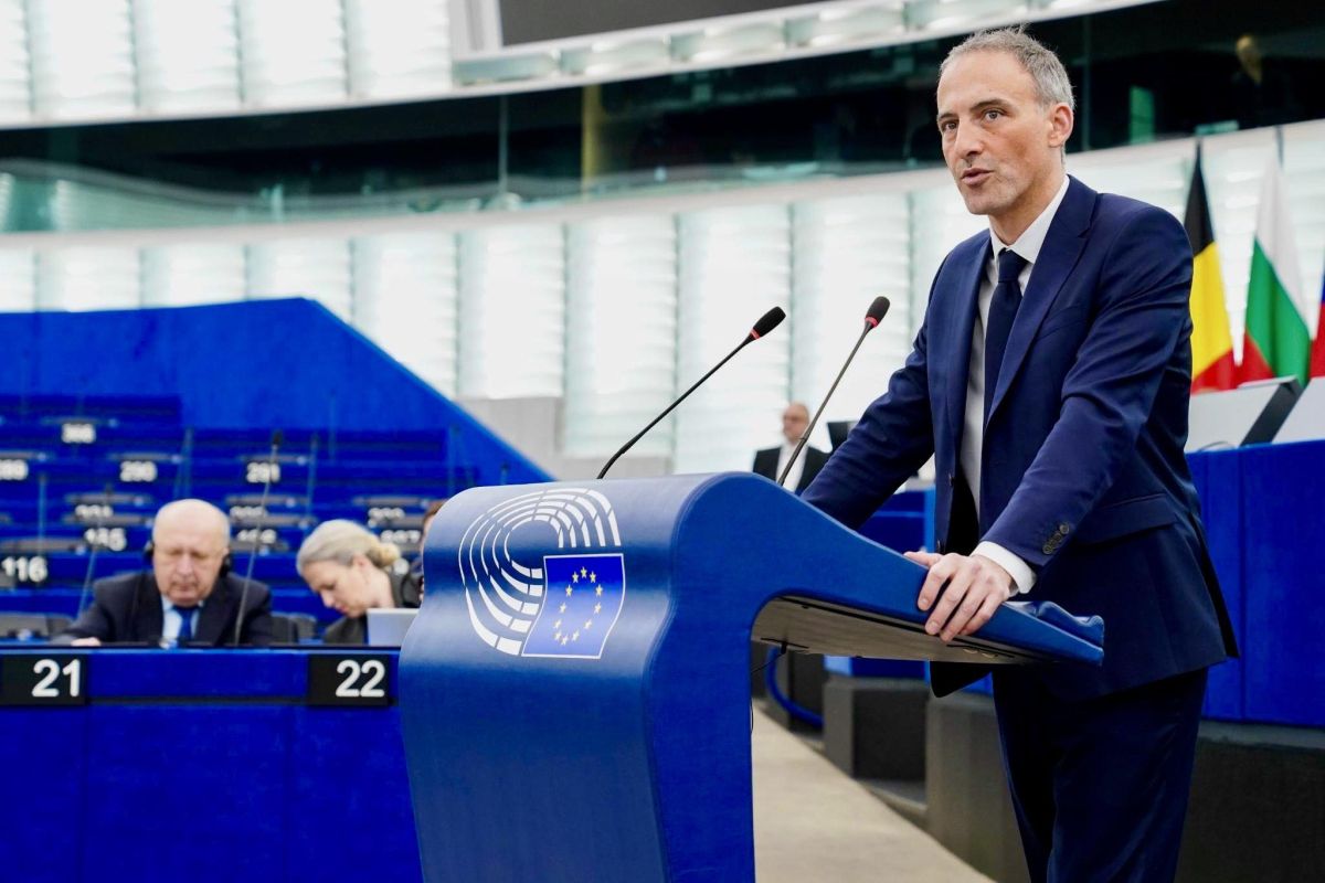 UE întărește controlul investițiilor străine pentru a proteja tehnologiile strategice