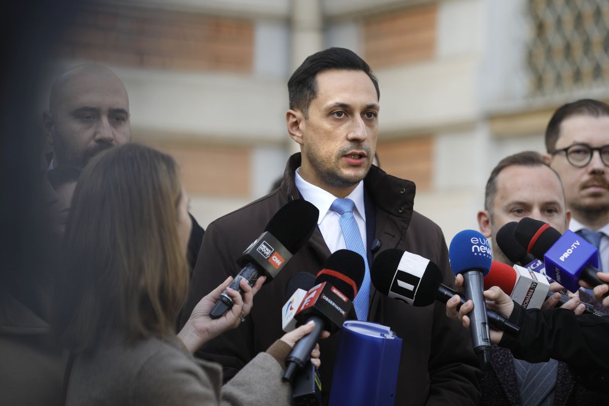 Vlad Gheorghe se retrage din cursa pentru Primăria București și îl susține pe Ciprian Ciucu: „Candidata extremistă are șanse reale să ajungă primarul Capitalei”