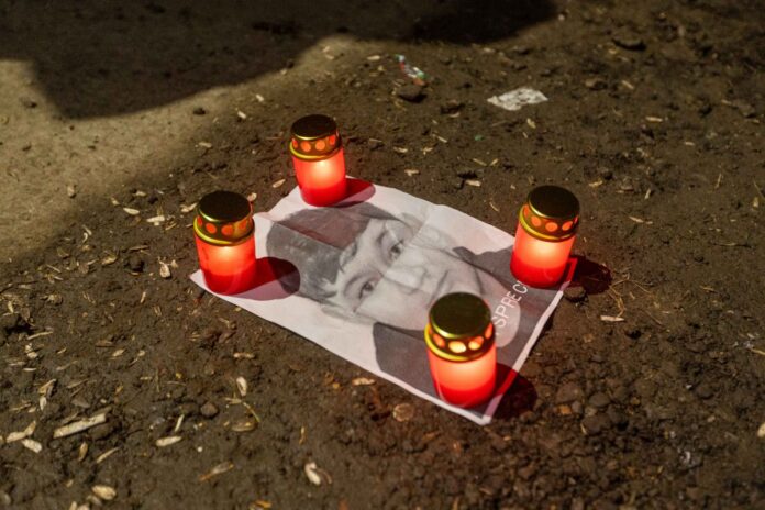 TIMIS - SANMIHAIU ROMAN - PROTEST - 25 IAN 2026 Minorul de 13 ani implicat în crima de la Cenei, preluat în regim de urgență de Protecția Copilului. Părinții au fost decăzuţi din drepturi