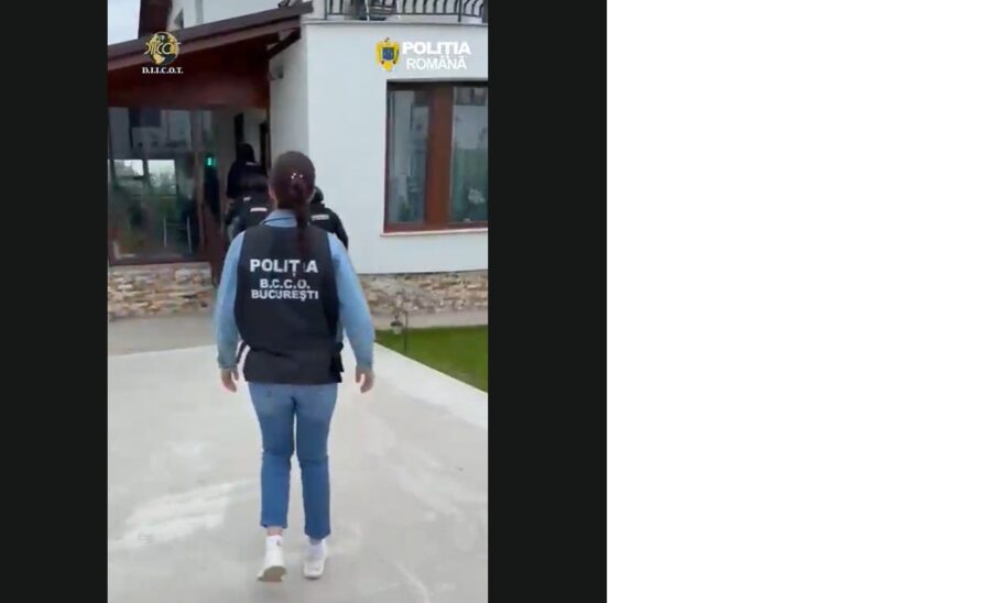 Imagini ale DIICOT din timpul perchezițiilor la domiciliile celor 4