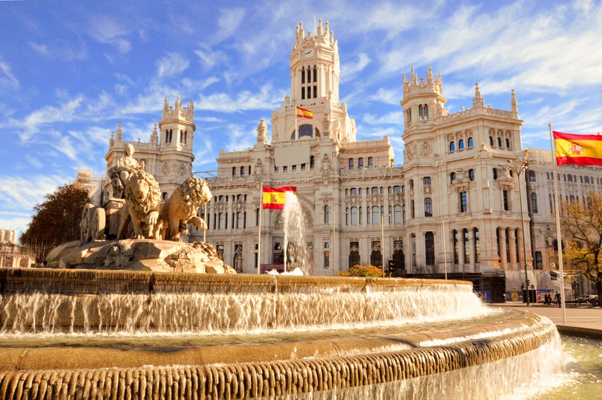 Cum să-ți organizezi vacanța în Madrid cu Vola.ro: top 10 locuri de vizitat și experiențe locale